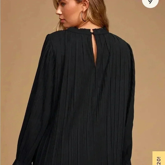 Lulus Rise  and Shine Black Pleated Long Sleeve Shift Dress size M NWT - Picture 3 of 8